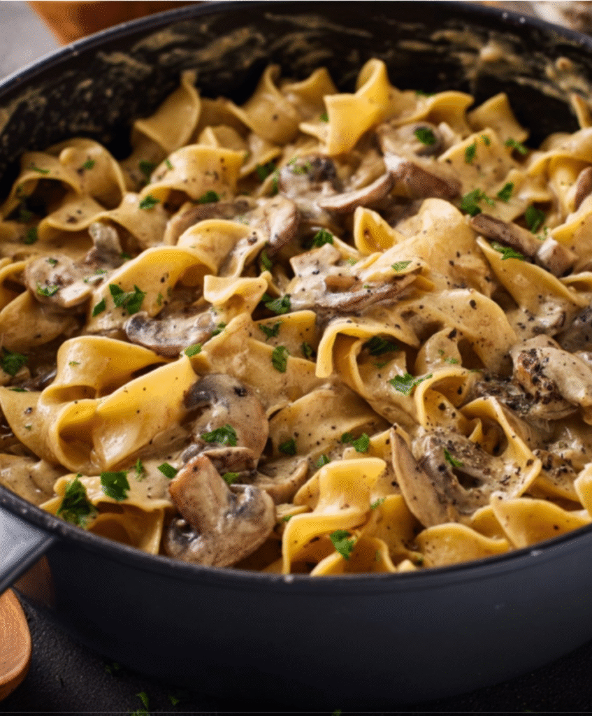 One-Skillet Creamy Mushroom Stroganoff